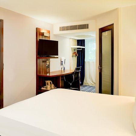Belvilla Crewe City Centre Hotel Lifestyle Екстериор снимка