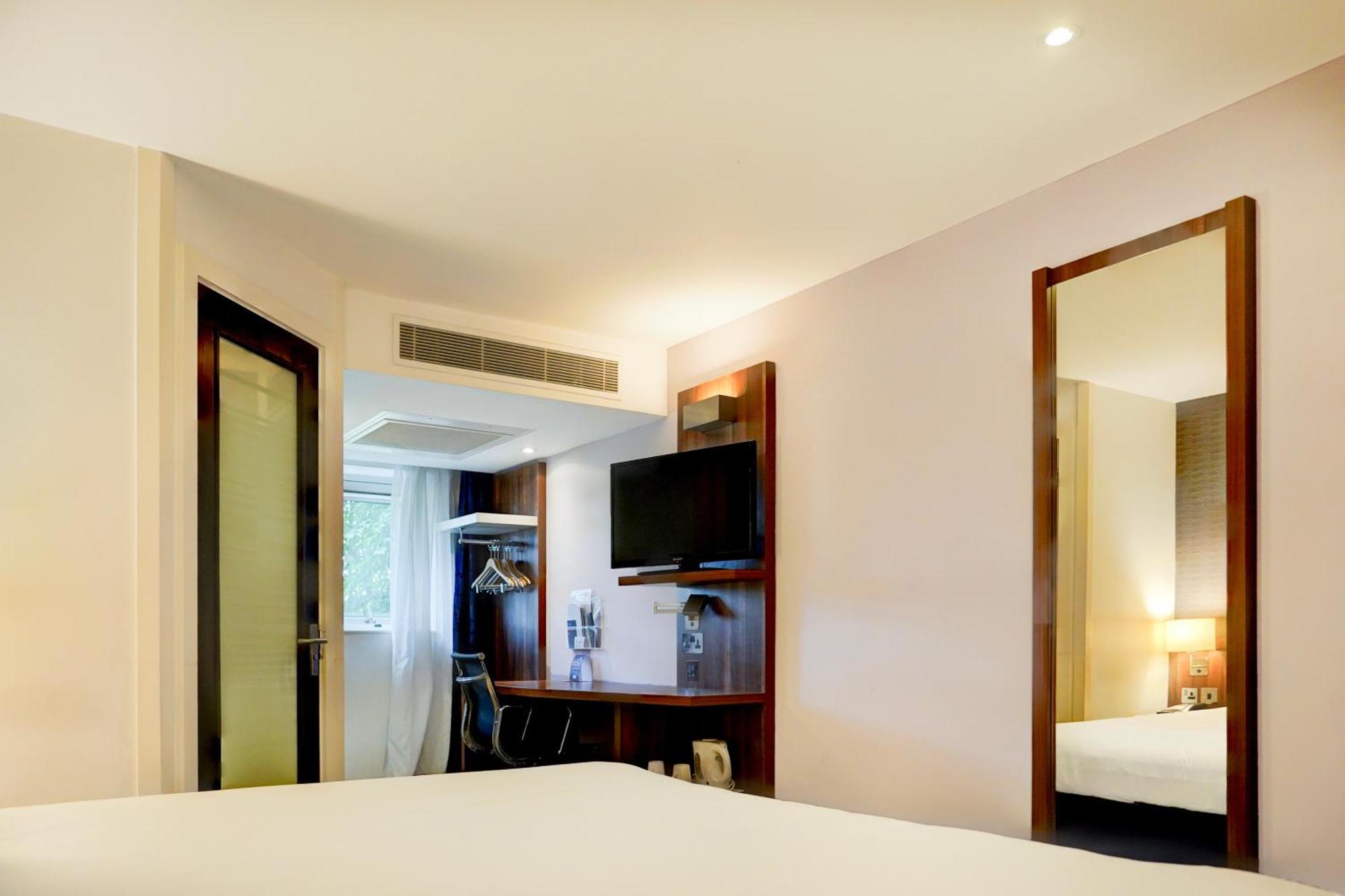 Belvilla Crewe City Centre Hotel Lifestyle Екстериор снимка