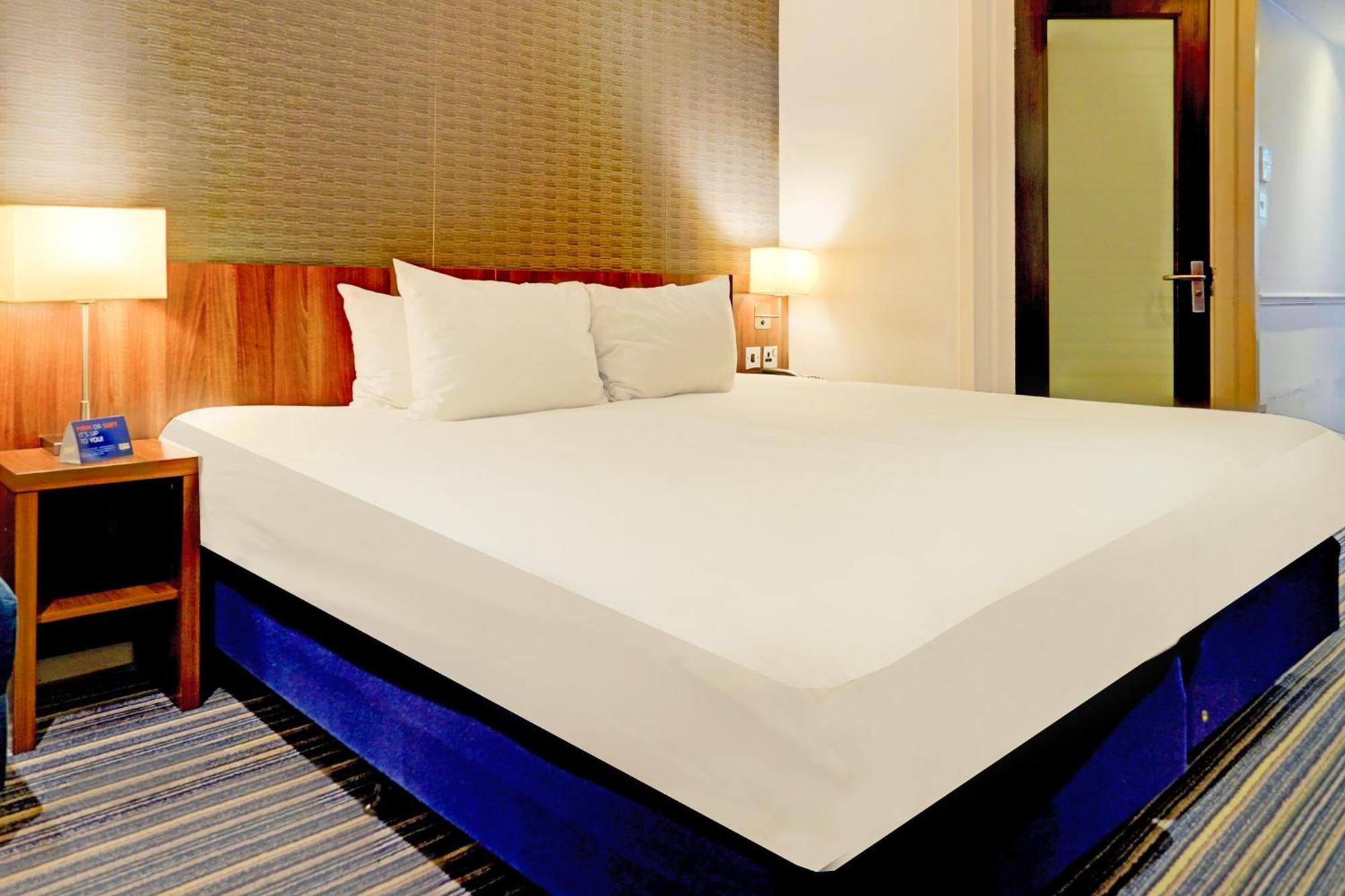 Belvilla Crewe City Centre Hotel Lifestyle Екстериор снимка