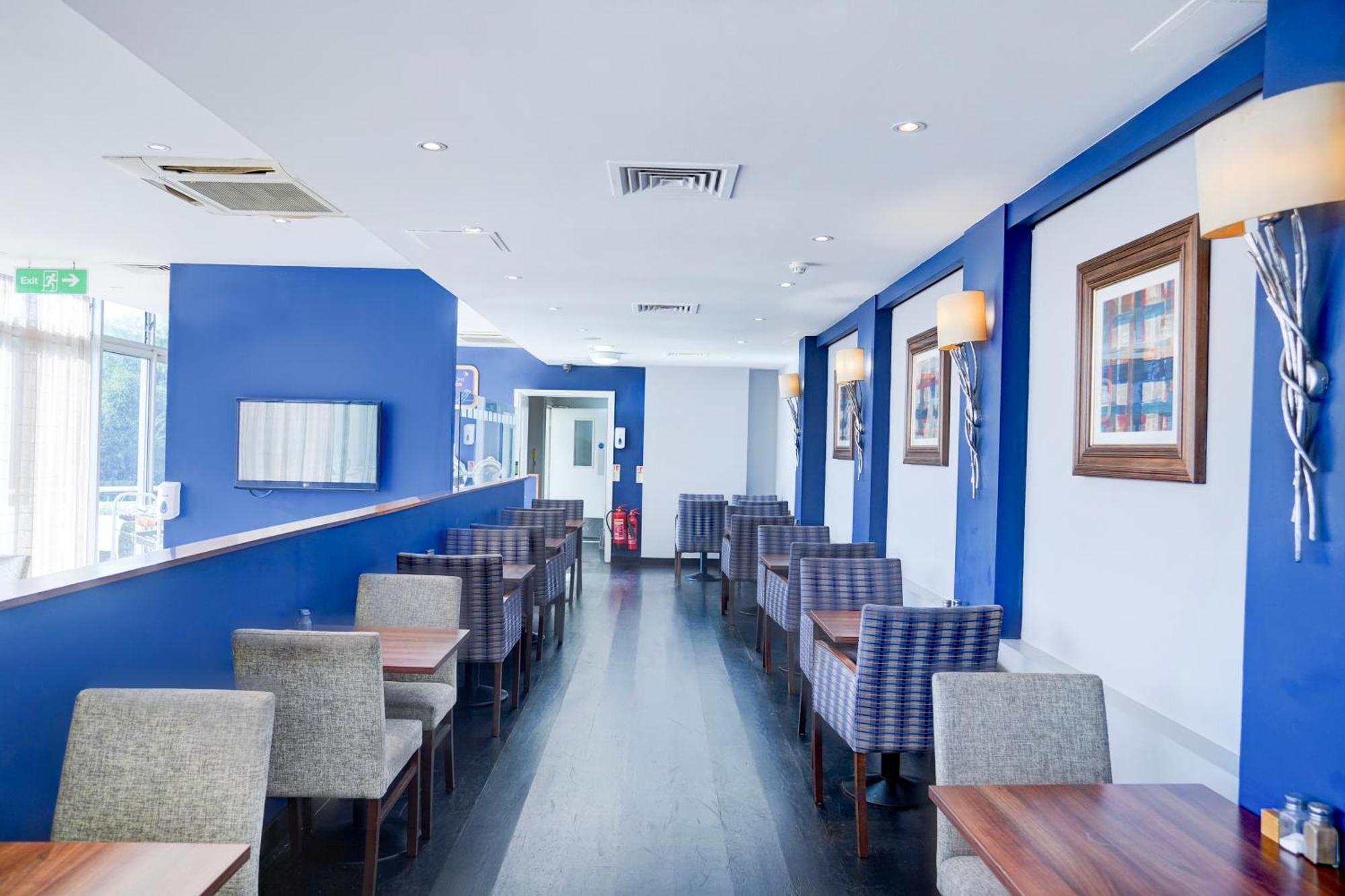 Belvilla Crewe City Centre Hotel Lifestyle Екстериор снимка