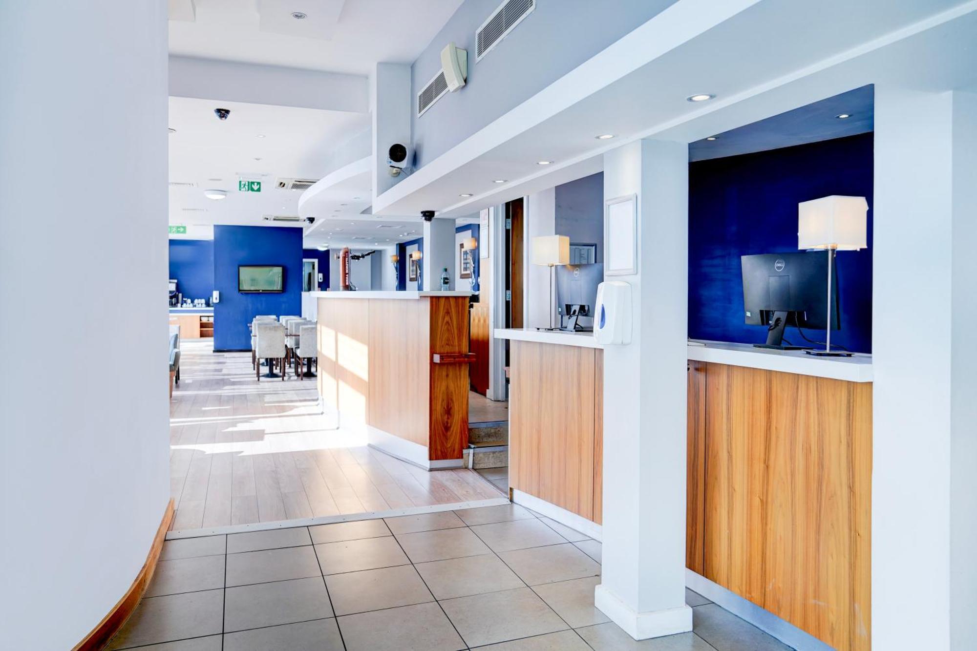 Belvilla Crewe City Centre Hotel Lifestyle Екстериор снимка