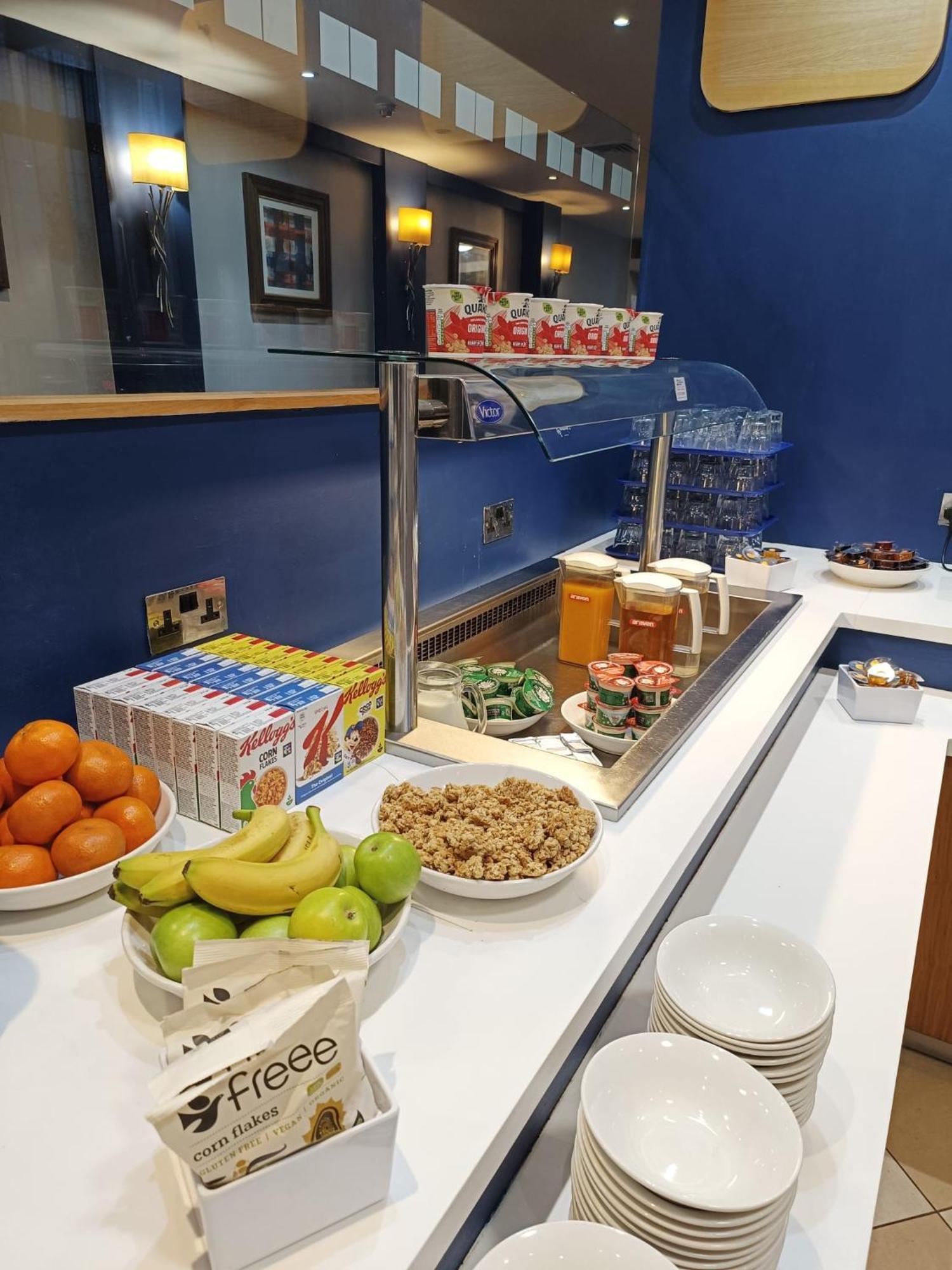Belvilla Crewe City Centre Hotel Lifestyle Екстериор снимка